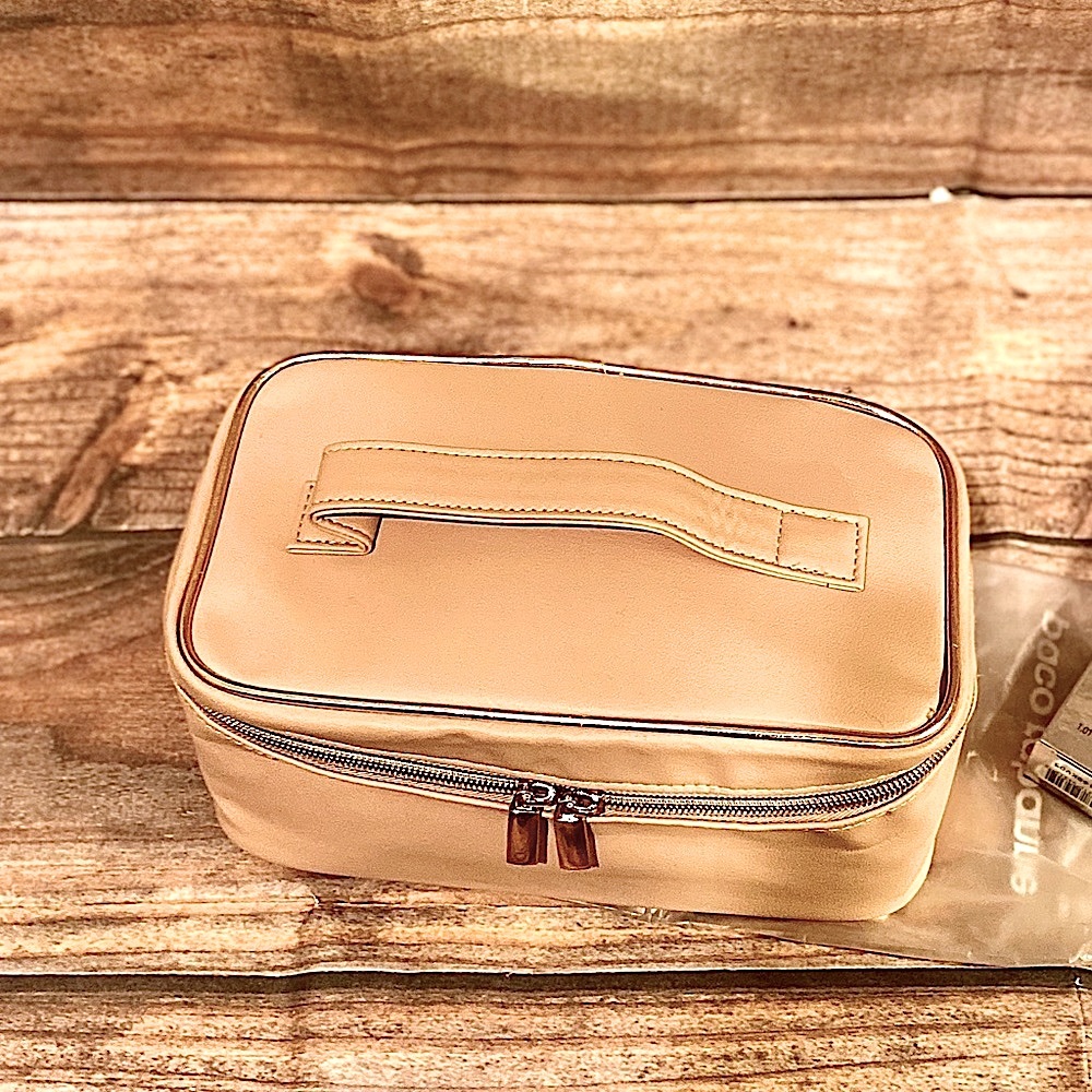 Paco Rabanne Olympea Travel Case - Picture 2 of 7